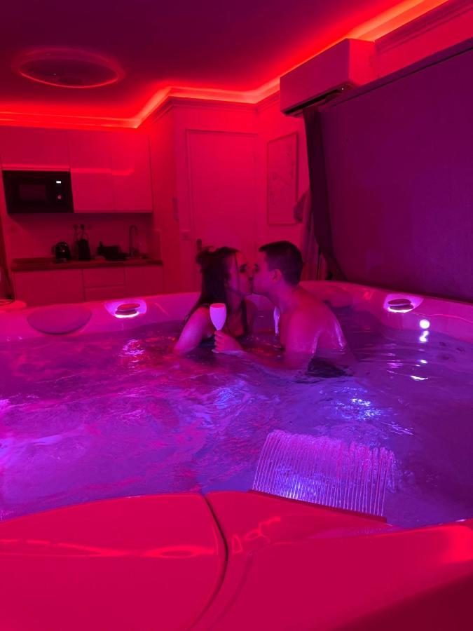 Casa Amor & Spa, Appartement Suite Jacuzzi & Piscine Chauffee Montfort-sur-Argens Екстер'єр фото