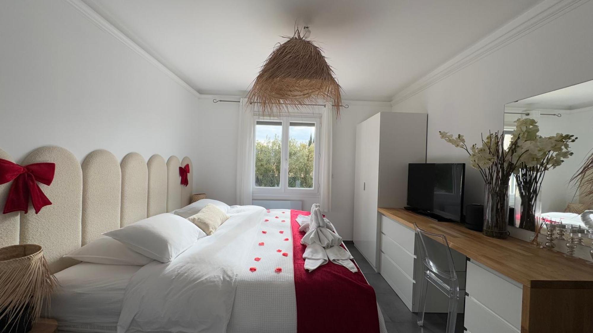 Casa Amor & Spa, Appartement Suite Jacuzzi & Piscine Chauffee Montfort-sur-Argens Екстер'єр фото